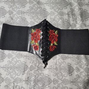 5 Items For $25 Rose print belt